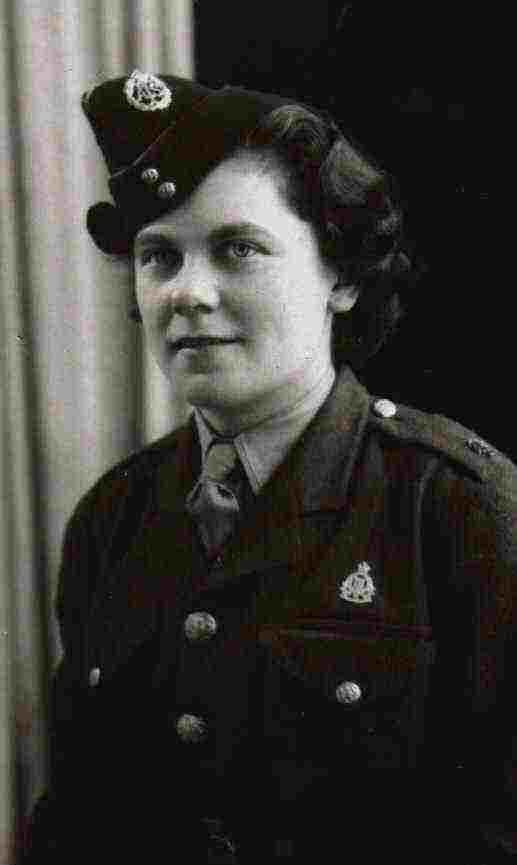 Phyllis Eva Fryer